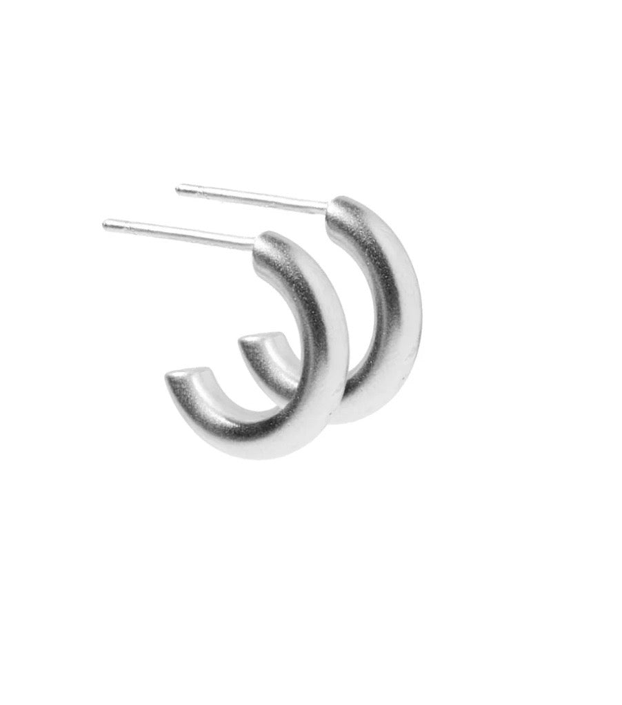 Ada Hoop Earrings