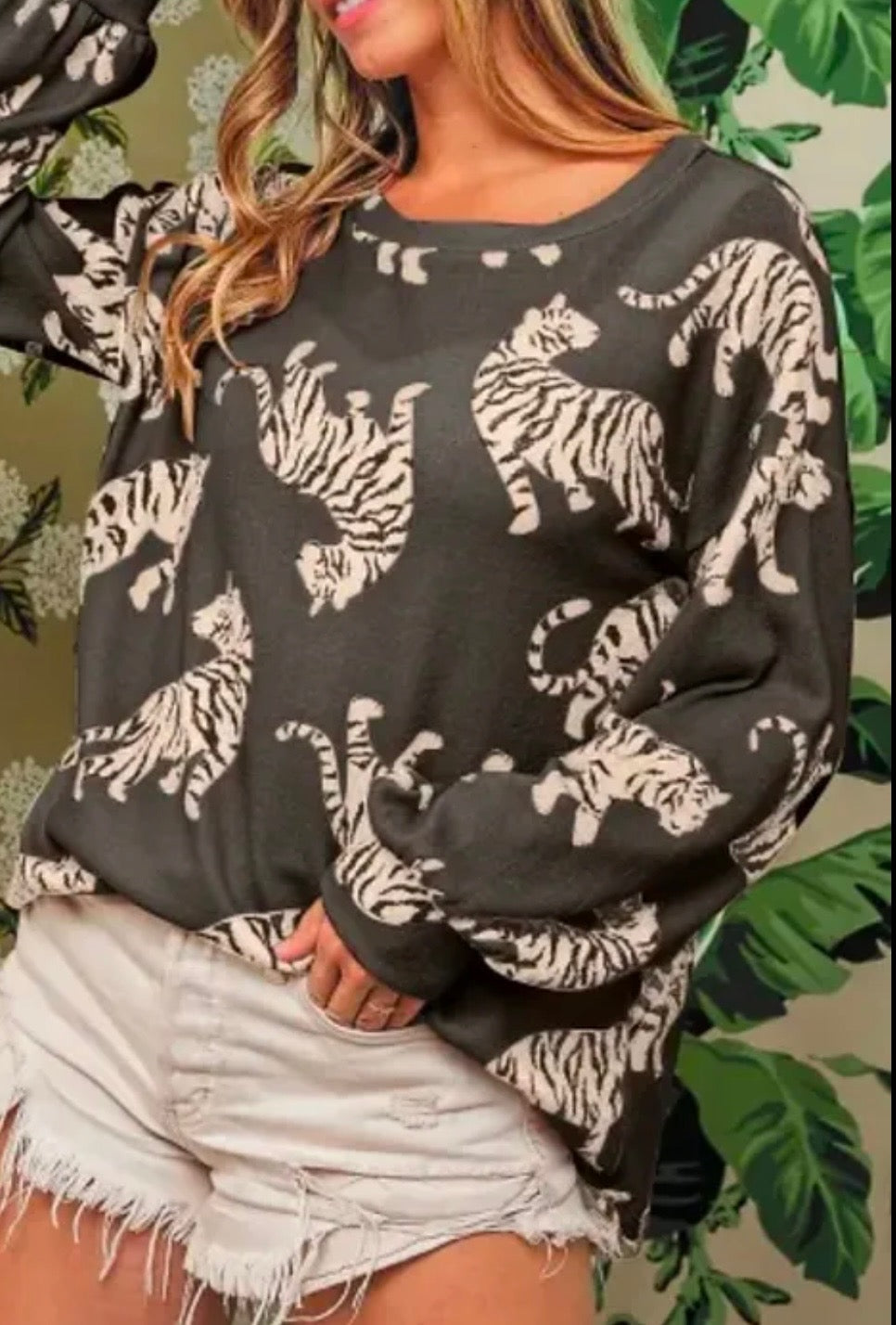 Lively Tiger Casual Sweatshirt